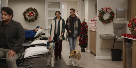 tails of christmas therapy dog visit